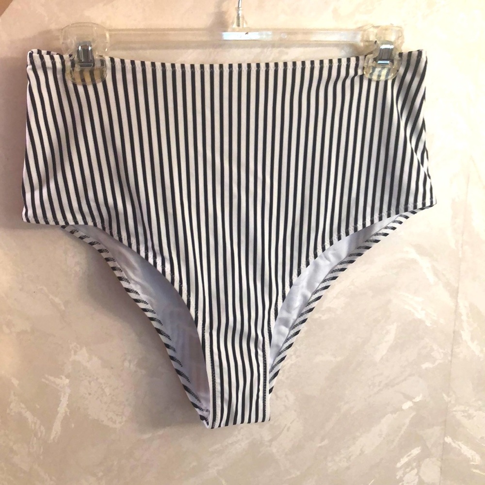 High waisted cheeky striped Cupshe bikini bottom